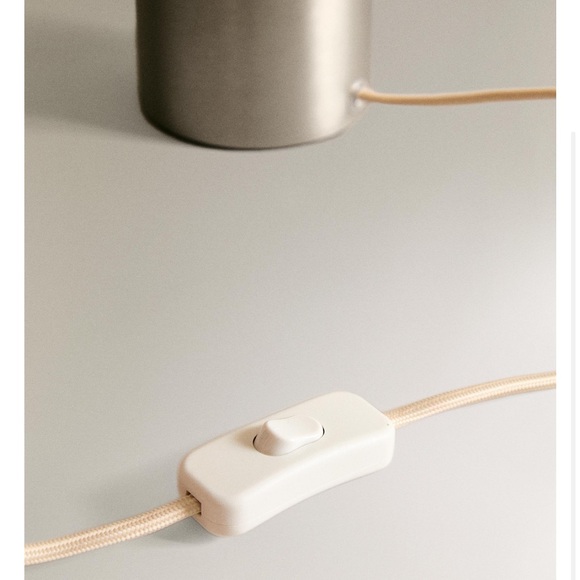 Metal Table Lamp - Picture 3 of 3